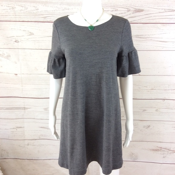 J. Crew Dresses & Skirts - J. Crew Ruffled bell-sleeve comfy cute shift dress